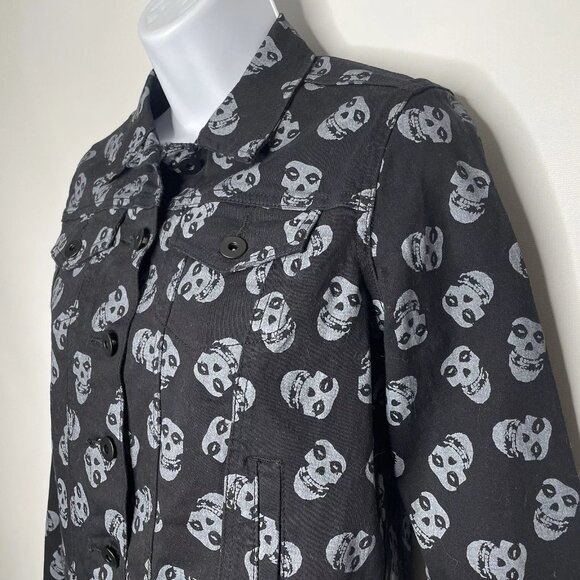Iron Fist x Misfits Fiend Crimson Ghost All Over Print Black Denim Jacket - Picture 6 of 8
